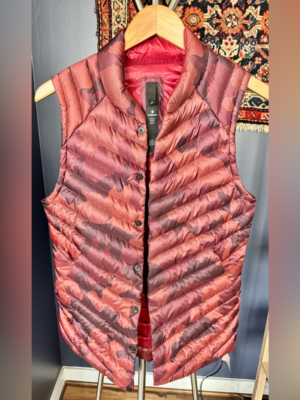 Lululemon Men's Snap Down Vest – Smokescreen Camo Terracotta